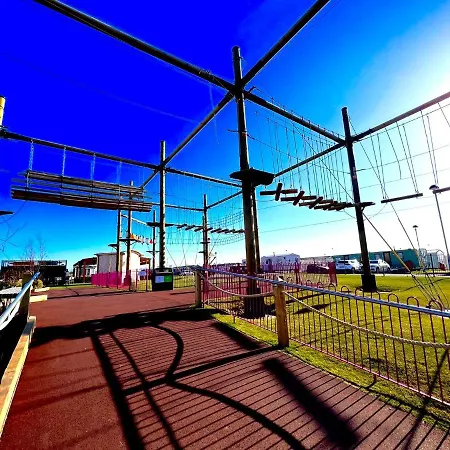 The Coast Дом отдыха *